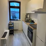 Place To Sleep - Kassel: Direkt An Der Uni *