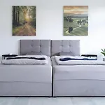 Apartment Place To Sleep - Kassel: Direkt An Der Uni