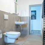 Appartement Place To Sleep - Kassel: Direkt An Der Uni *