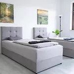 Place To Sleep - Kassel: Direkt An Der Uni *