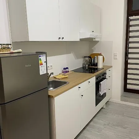 Apartment Place To Sleep - Kassel: Direkt An Der Uni *