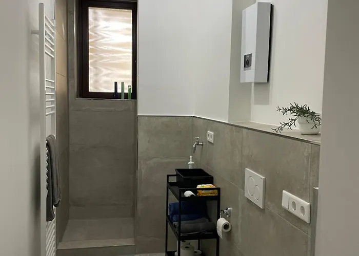 Place To Sleep - Kassel: Direkt An Der Uni *